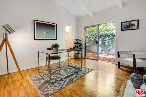 $1,439,000 | 1115 North Beverly Glen Boulevard, Los Angeles, CA 90077