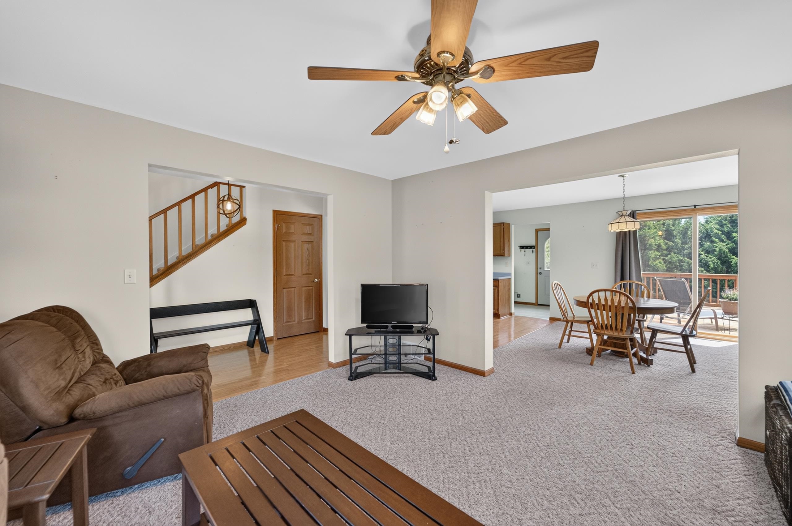 619 Windlach Street New Glarus, WI 53574 - Photo 5 of 37