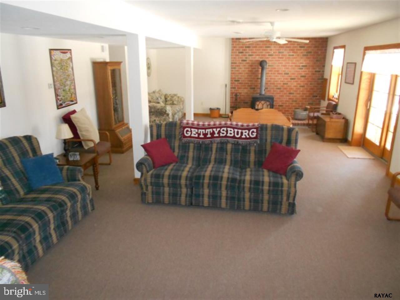 775 Weikert Road Gettysburg, PA 17325 - Photo 16 of 32