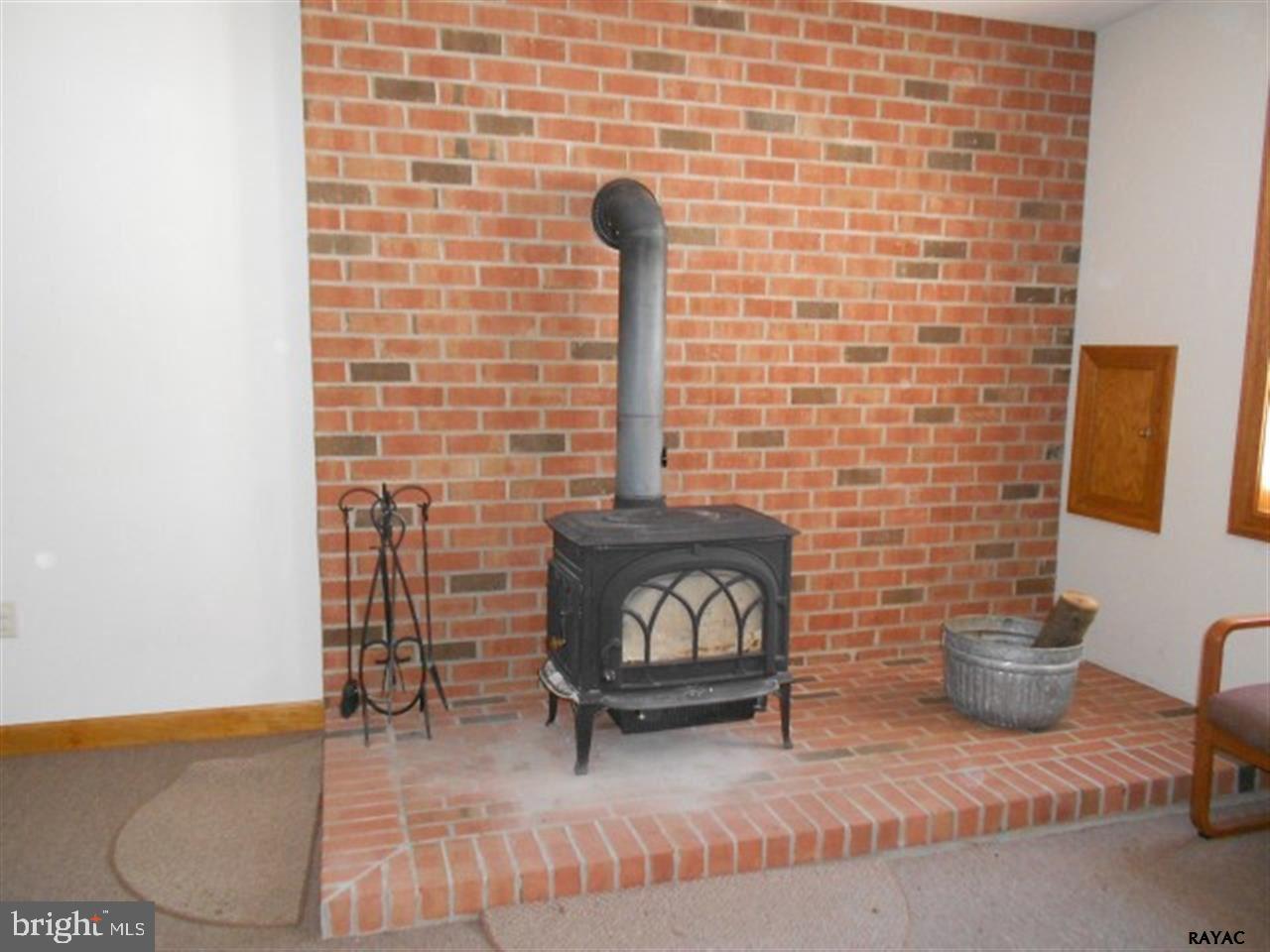 775 Weikert Road Gettysburg, PA 17325 - Photo 17 of 32