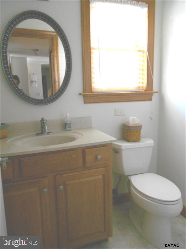 775 Weikert Road Gettysburg, PA 17325 - Photo 21 of 32