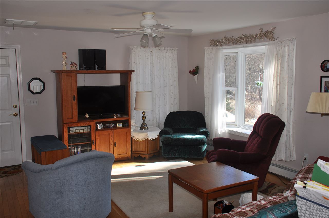 343 Smith Hill Road Franklin, NH 03235 - Photo 6 of 9 Gallery Image 6