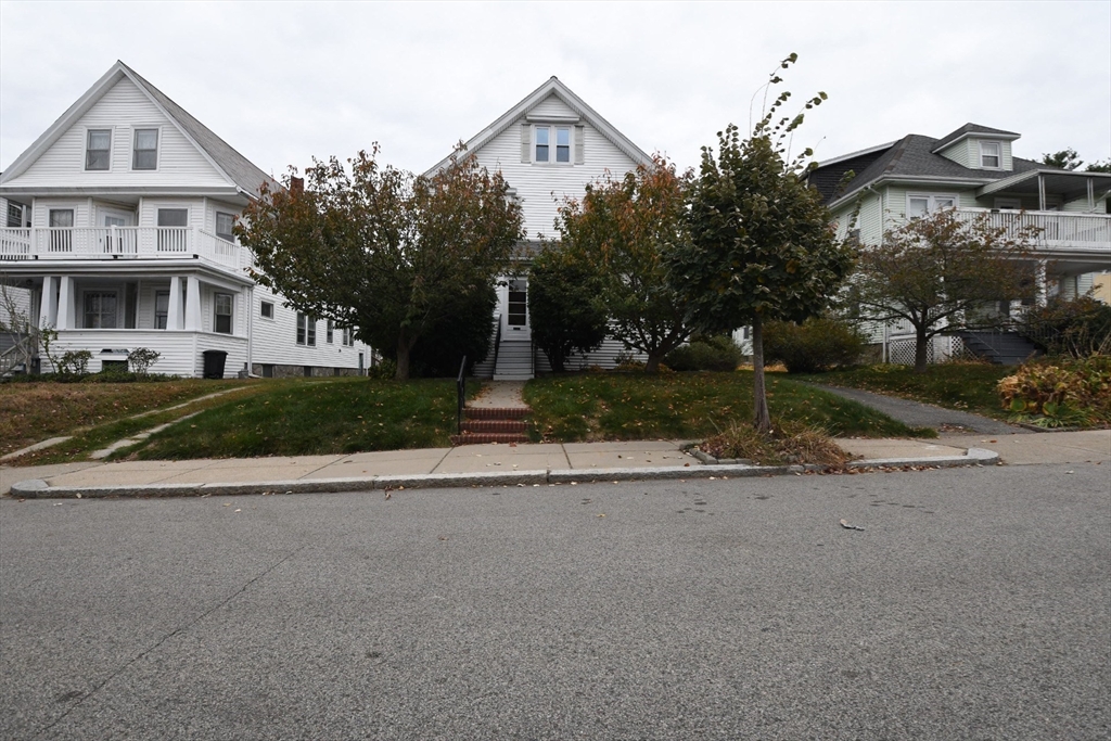 103 Manthorne Road Boston, MA 02132 - Photo 5 of 42 Gallery Image 5