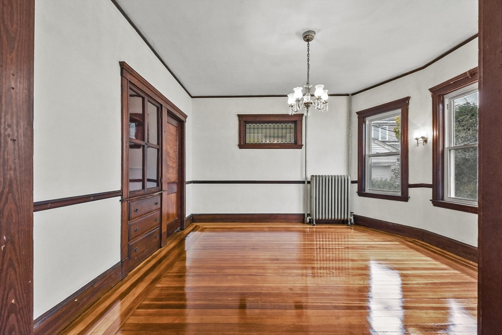 103 Manthorne Road Boston, MA 02132 - Photo 8 of 42 Gallery Image 8
