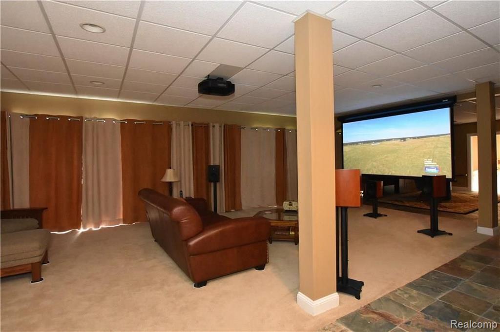 3638 Nesting Ridge Drive Rochester Hills, MI 48309 - Photo 34 of 45