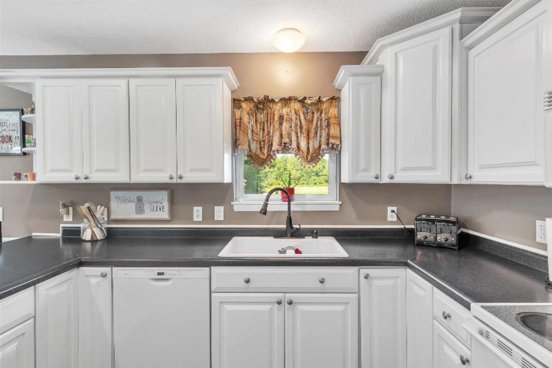 7352 South Crystal Road Carson City, MI 48811 - Photo 23 of 60 15-7352 S Crystal Rd -WindowStill-R
