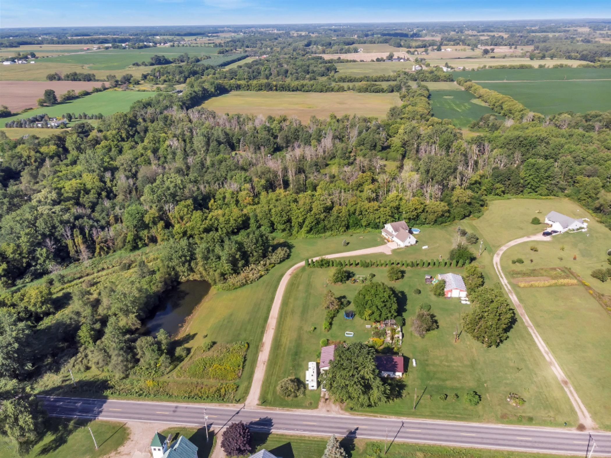 7352 South Crystal Road Carson City, MI 48811 - Photo 47 of 60 47-7352-S-Crystal-WindowStill-Real-