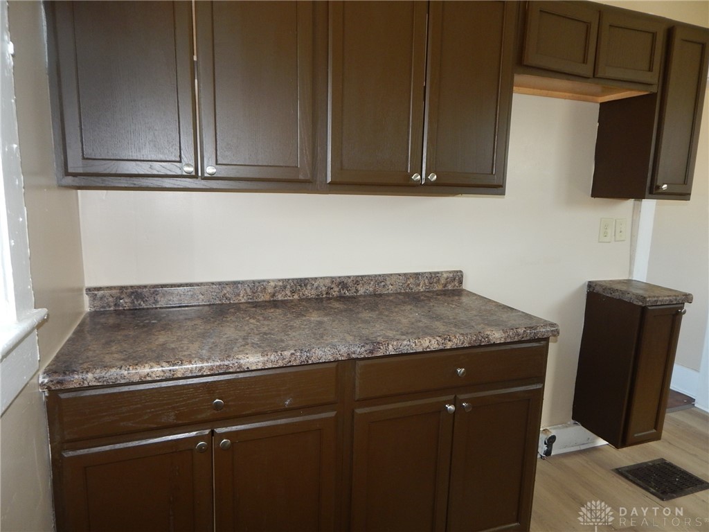 37 North Western Avenue Springfield, OH 45504 - Photo 7 of 16