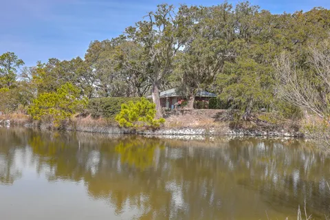 $1,200,000 | 185 Wappoo Road, Charleston, SC 29407