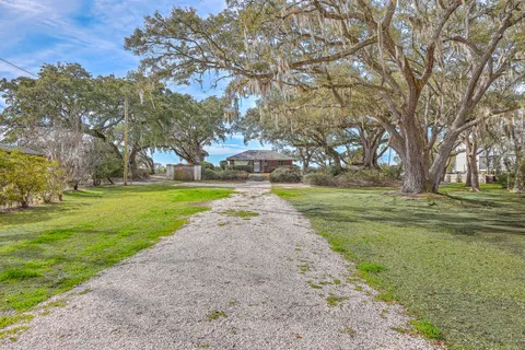 $1,200,000 | 185 Wappoo Road, Charleston, SC 29407