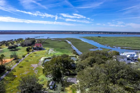 $1,200,000 | 185 Wappoo Road, Charleston, SC 29407