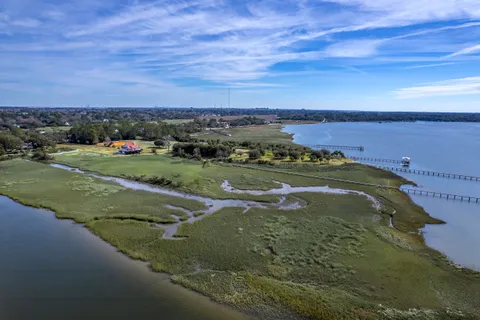 $1,200,000 | 185 Wappoo Road, Charleston, SC 29407