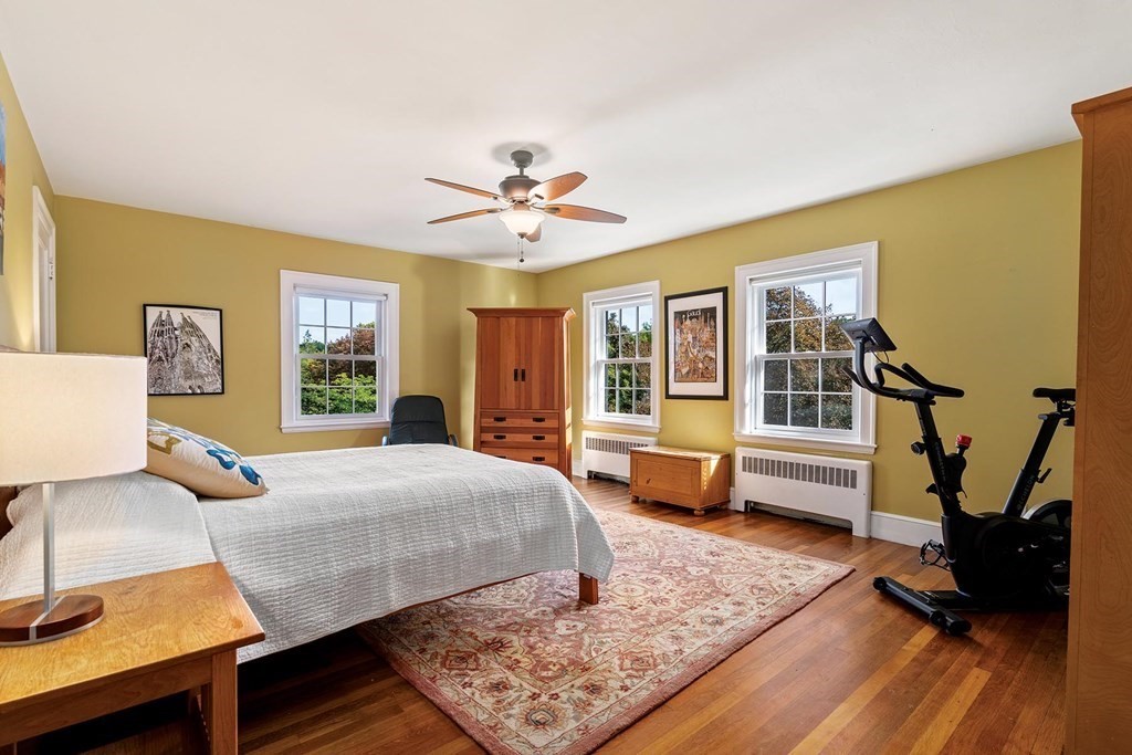 20 Clinton Road Brookline, MA 02445 - Photo 13 of 31