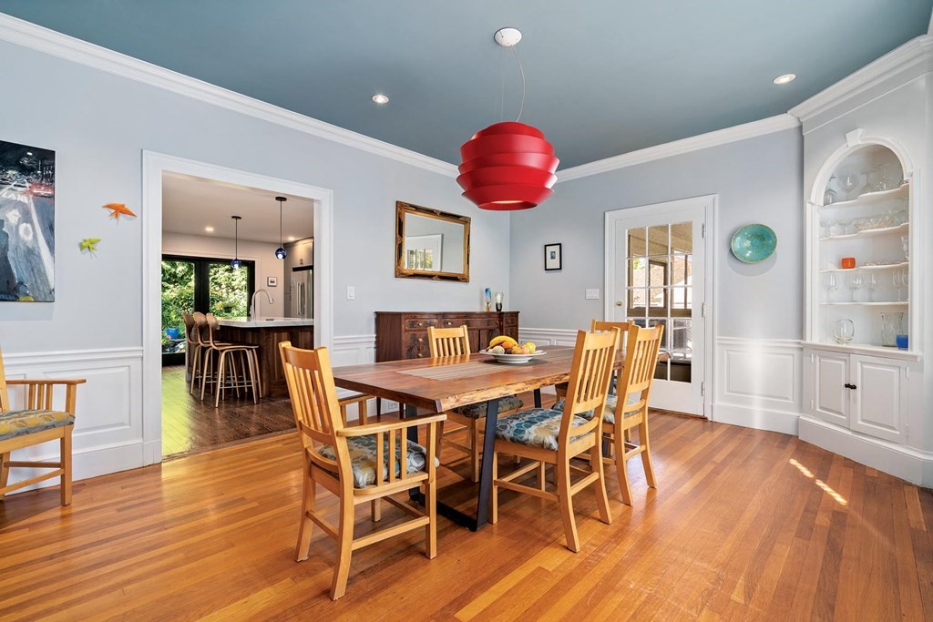 20 Clinton Road Brookline, MA 02445 - Photo 6 of 31