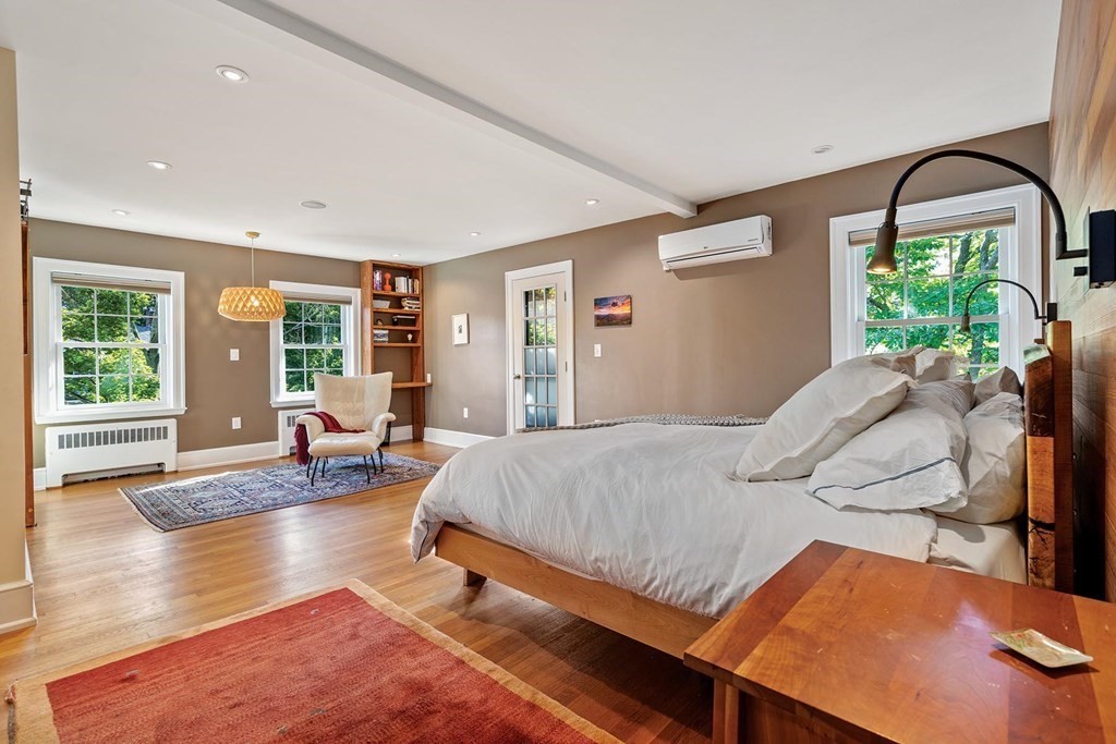 20 Clinton Road Brookline, MA 02445 - Photo 10 of 31