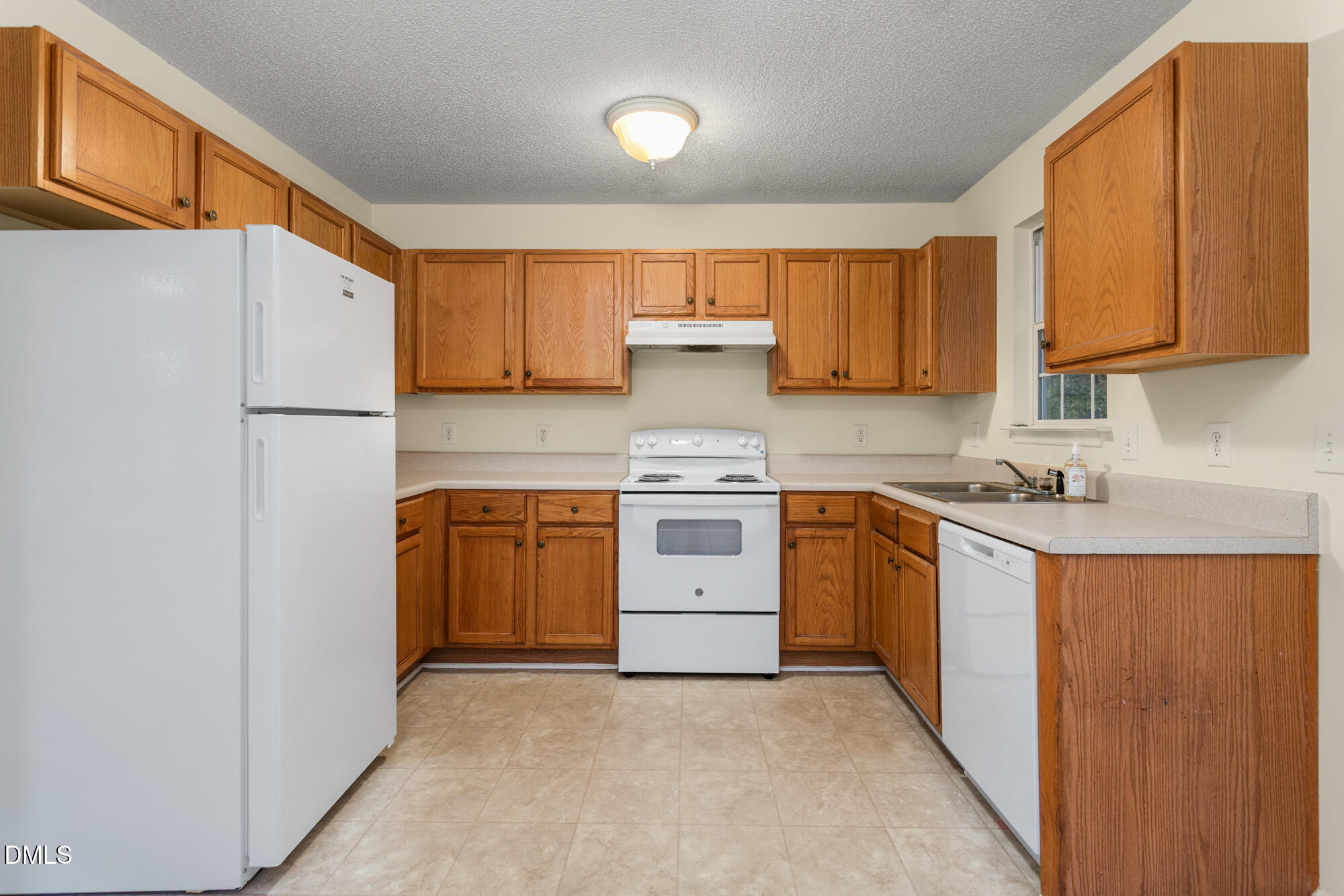 930 South 5th Street Mebane, NC 27302 - Photo 8 of 27 930 S Fifth Street-9