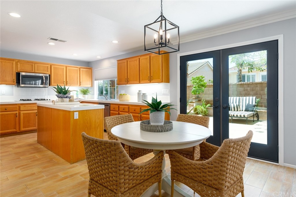 8 Elizabeth Lane Irvine, CA 92602 - Photo 15 of 41 a dining room with furniture and window