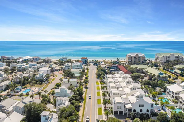 $5,750,000 | 80 Hutchinson Street, Destin, FL 32541