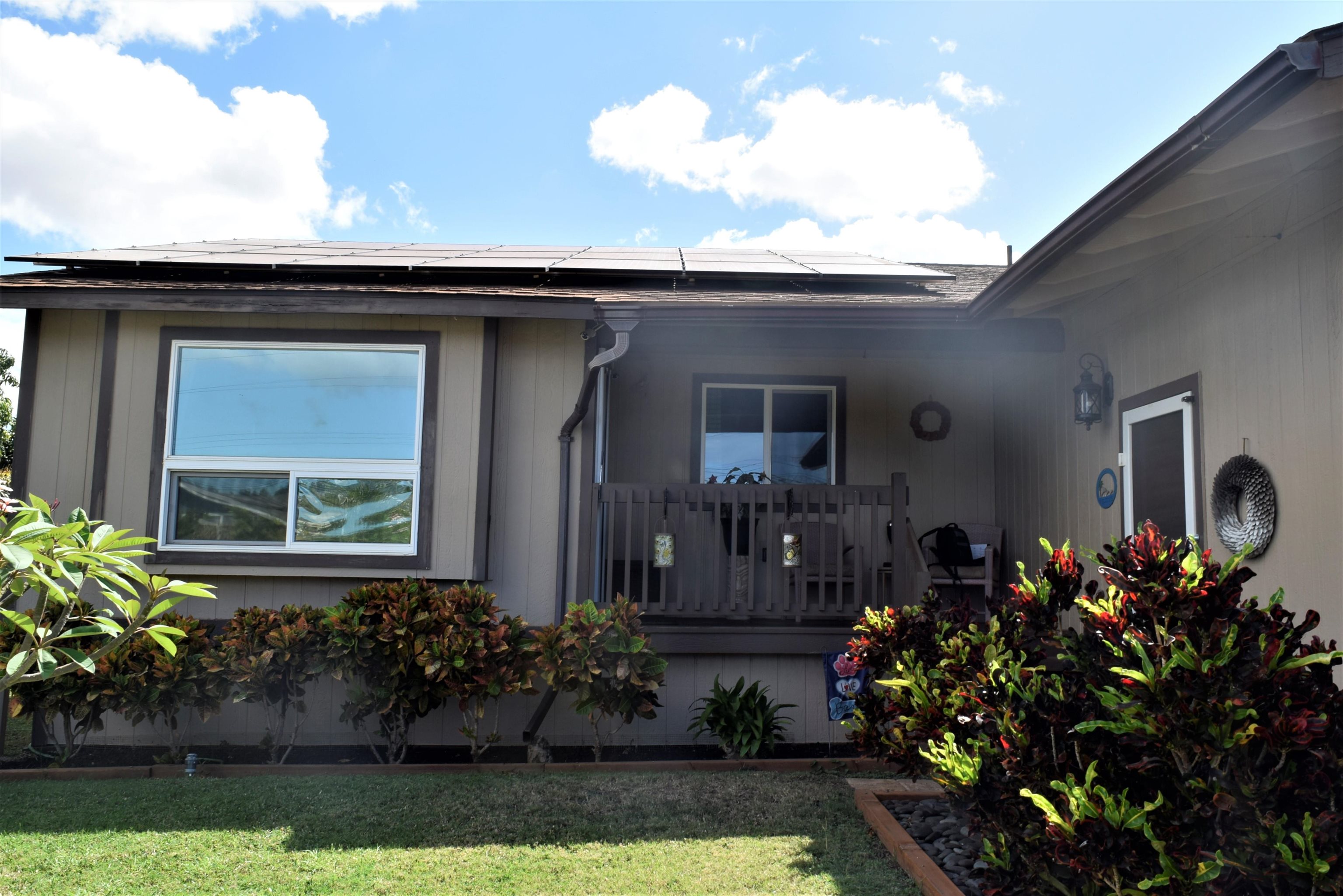 225 Humupea Street Kihei, HI 96753 - Photo 2 of 28 a front view of a house
