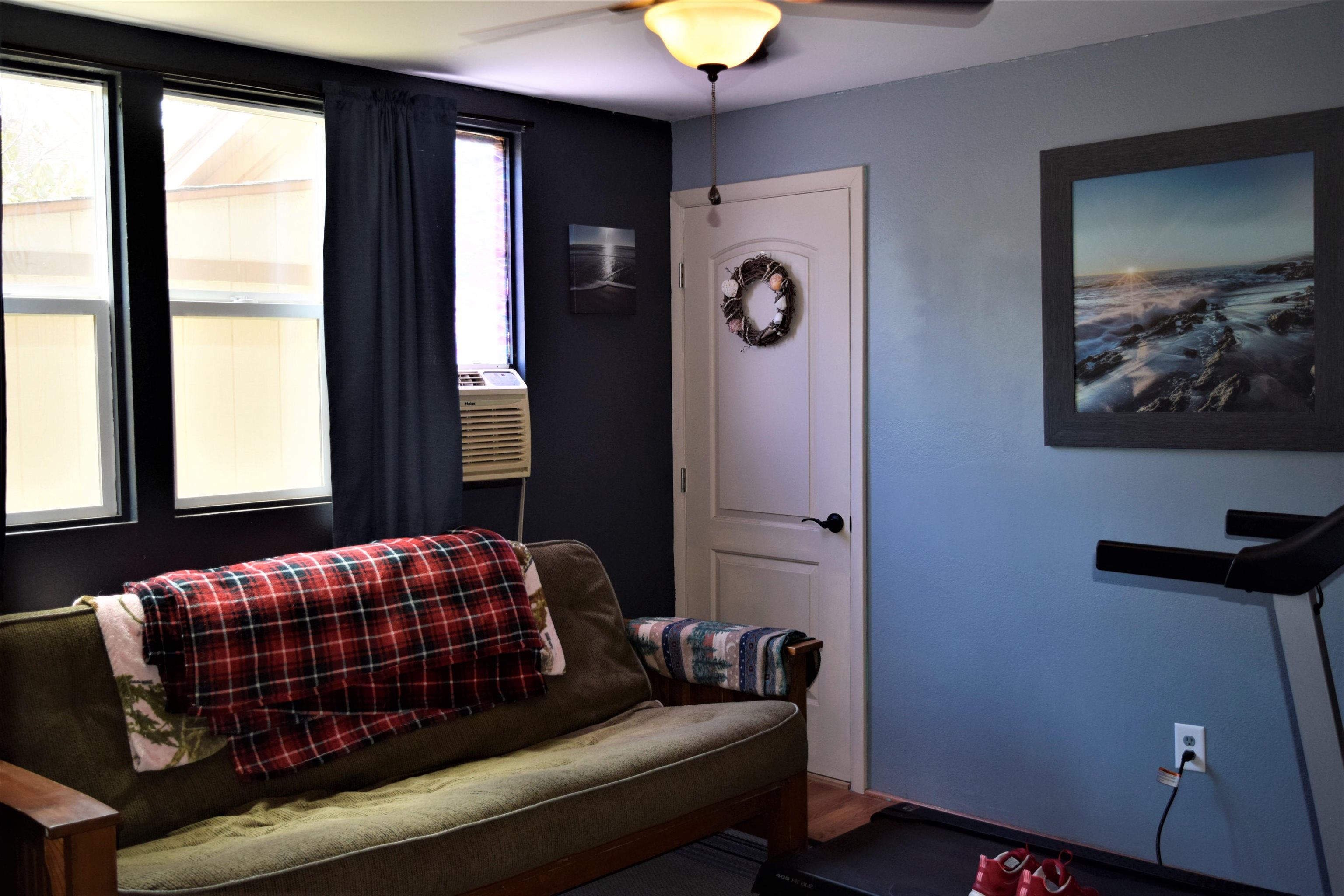 225 Humupea Street Kihei, HI 96753 - Photo 24 of 28 a bedroom with bed and window