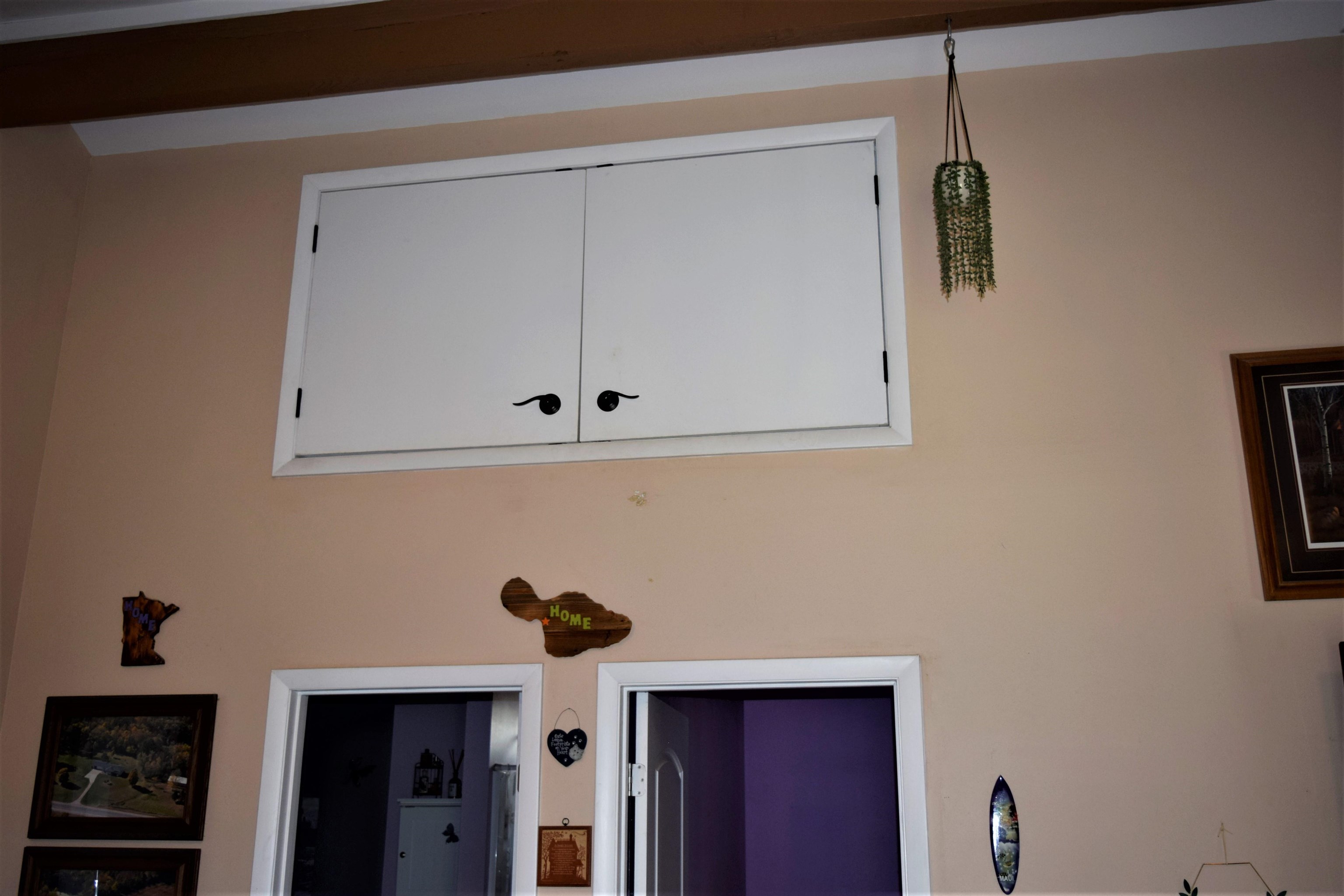 225 Humupea Street Kihei, HI 96753 - Photo 28 of 28 a bathroom with a sink and a mirror