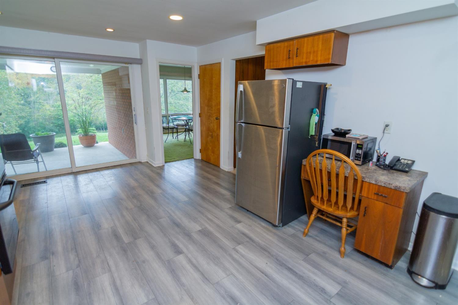 6016 Gaines Road Cincinnati, OH 45247 - Photo 15 of 49