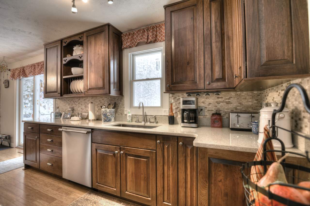 10595 Thiel Road Traverse City, MI 49685 - Photo 16 of 31 1856988-15.JPG