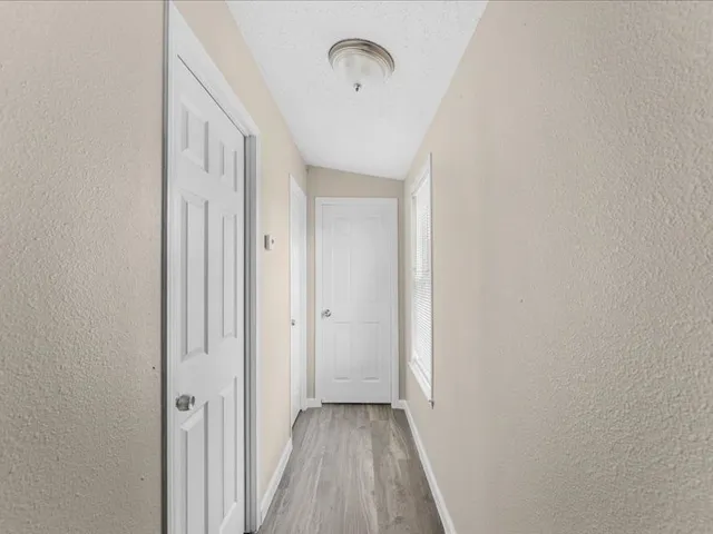 $1,650 | 3911 County Road 183, Alvin, TX 77511