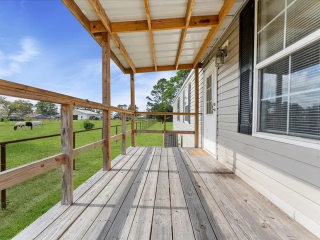 $1,650 | 3911 County Road 183, Alvin, TX 77511