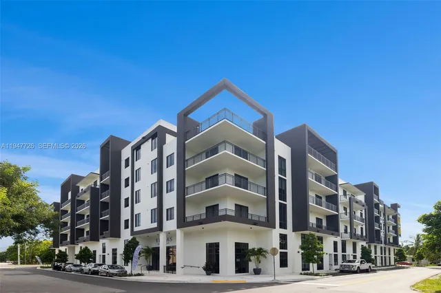 $3,485 | 18300 Southwest 98th Avenue, Unit 102, Palmetto Bay, FL 33157