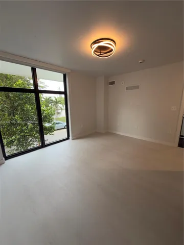 $3,485 | 18300 Southwest 98th Avenue, Unit 102, Palmetto Bay, FL 33157