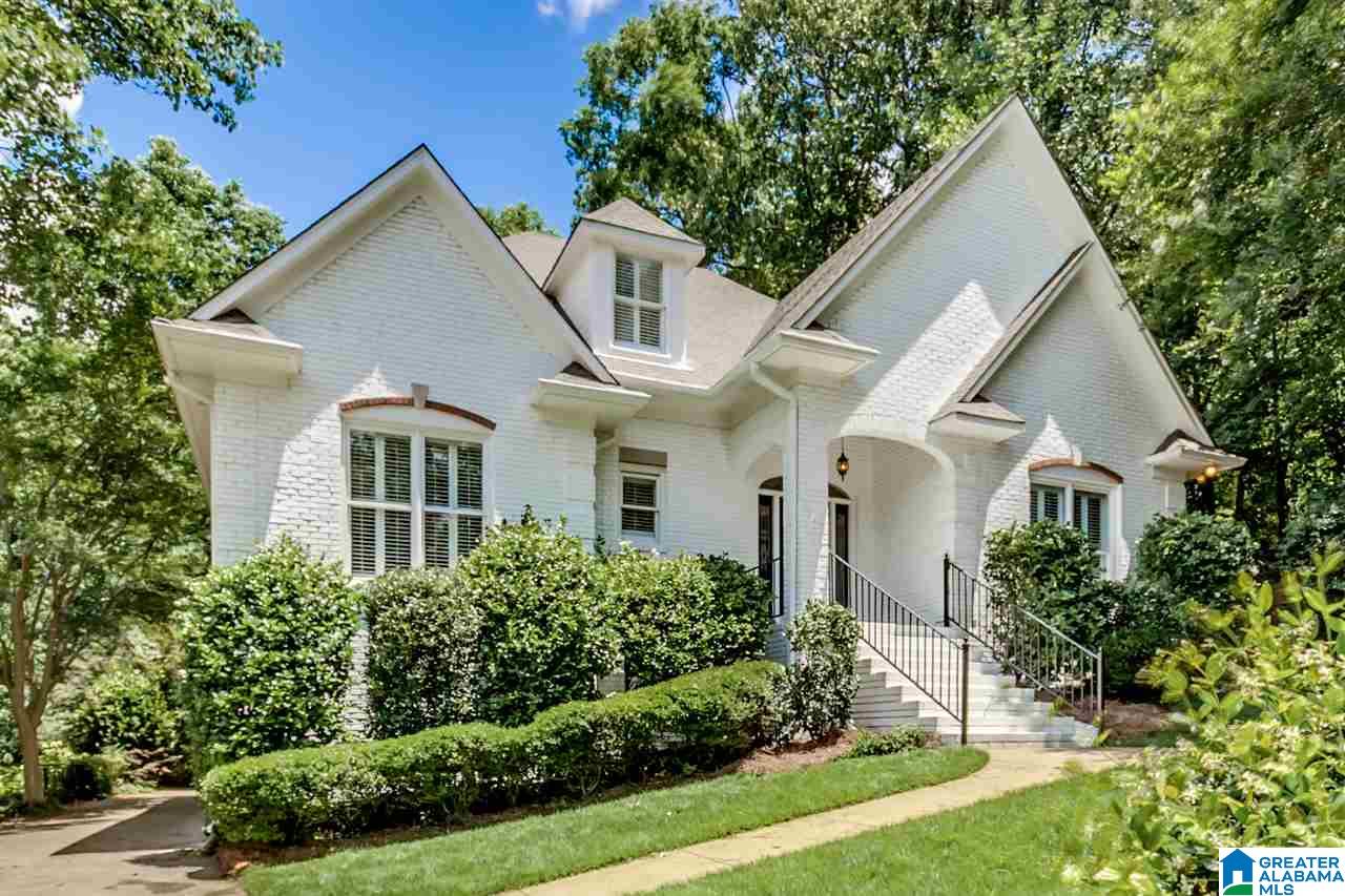 711 Zelda Place Birmingham, AL 35209 - Photo 2 of 41