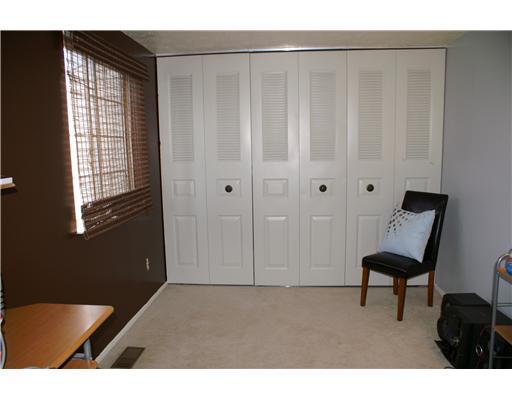 229 Shady Ridge Drive Monroeville, PA 15146 - Photo 8 of 18 Other. Second bedroom, full wall closet with lots of space.