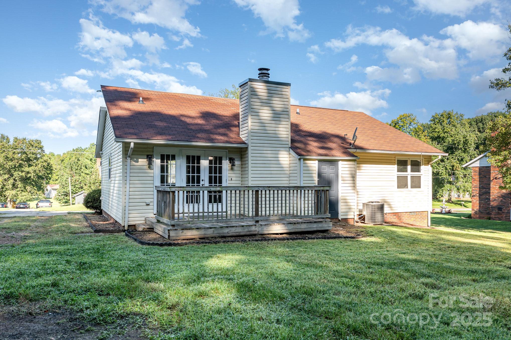 152 Sparrow Road Statesville, NC 28625 - Photo 12 of 28 a front view of a house with a yard