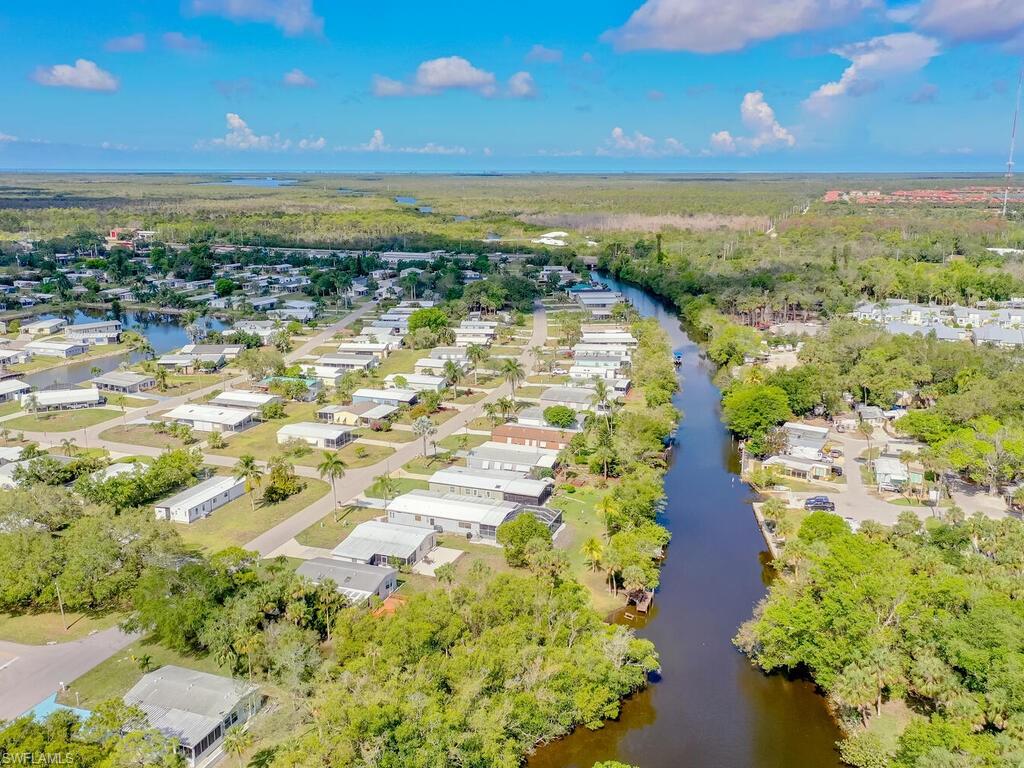 269 Riverwood Road Naples, FL 34114 - Photo 30 of 32 a view of an ocean with city