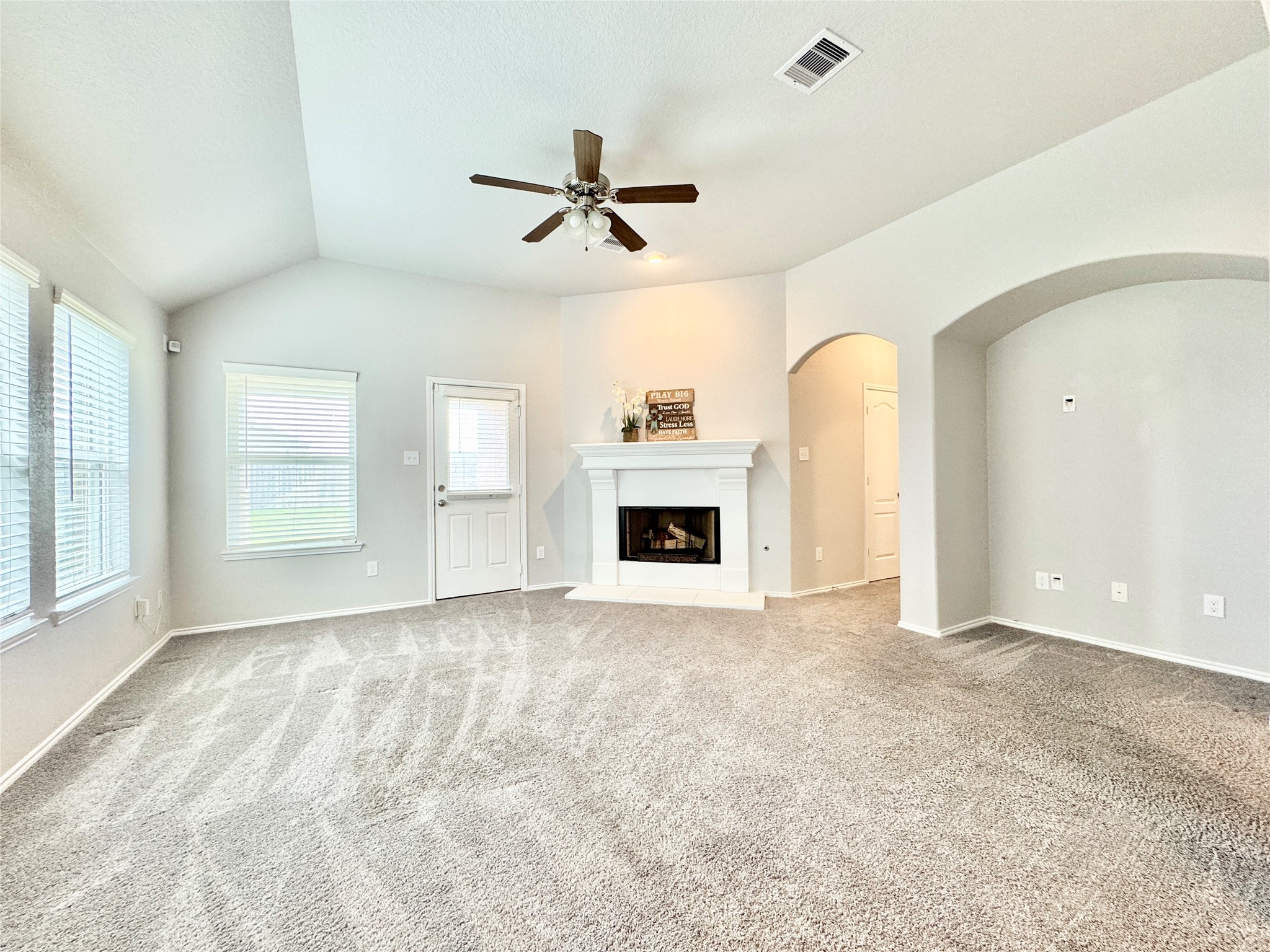 5018 Victory Shores Lane Rosharon, TX 77583 - Photo 10 of 24