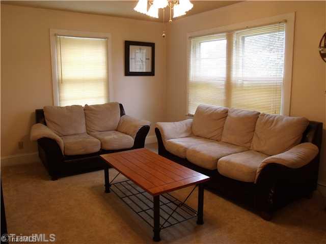 767 Leonard Road Lexington, NC 27295 - Photo 3 of 13 Living Room.