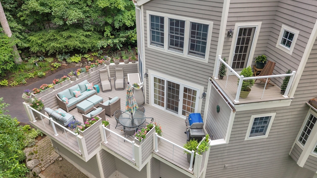 44 Old Road Weston, MA 02493 - Photo 31 of 33