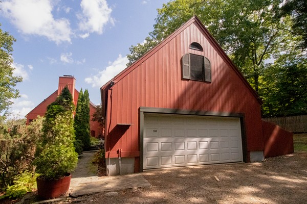 358 E Mountain Road Princeton, MA 01541 - Photo 4 of 30