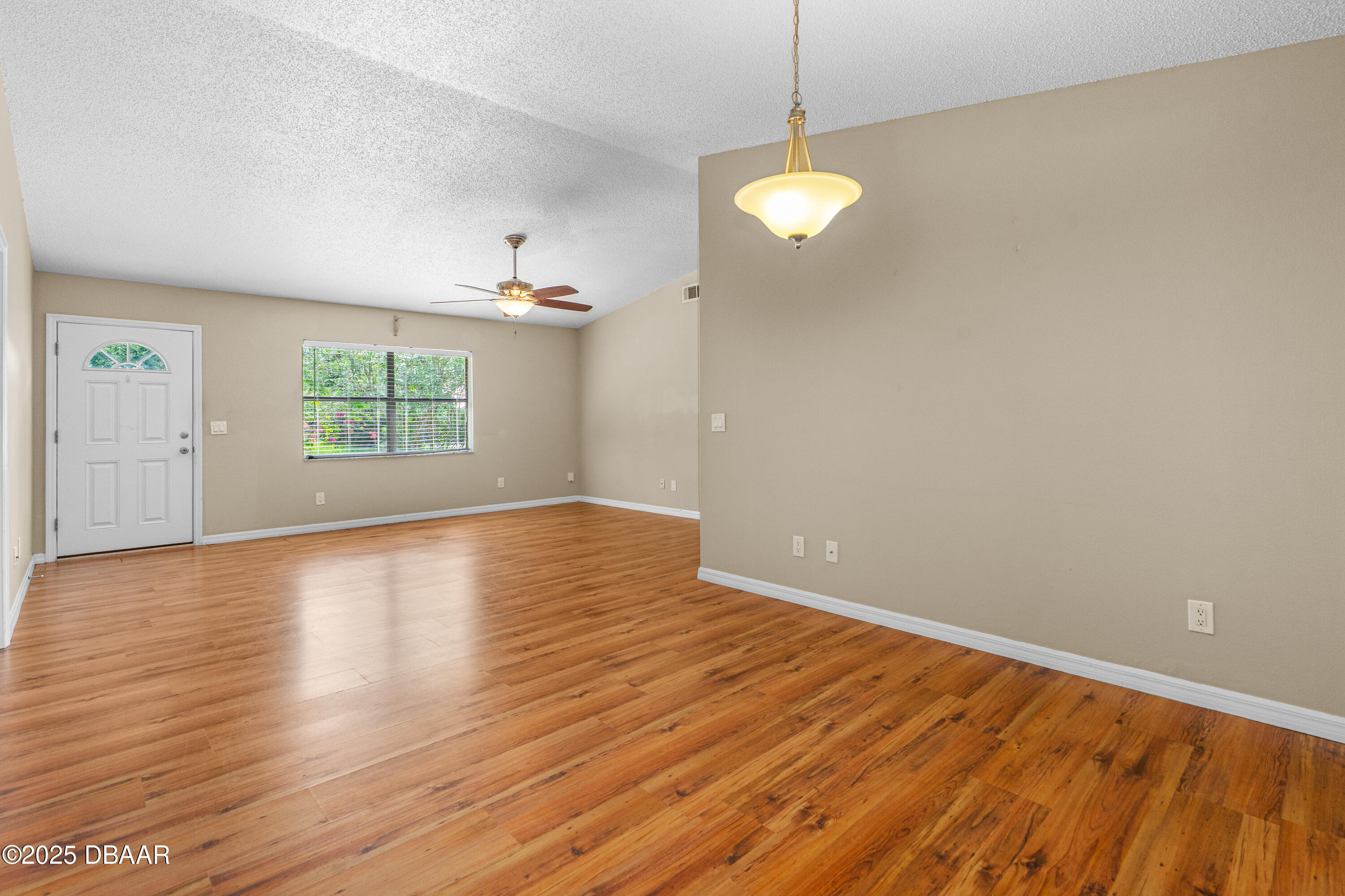 3416 Unity Tree Drive Edgewater, FL 32141 - Photo 8 of 38 3416 Unity Tree-15