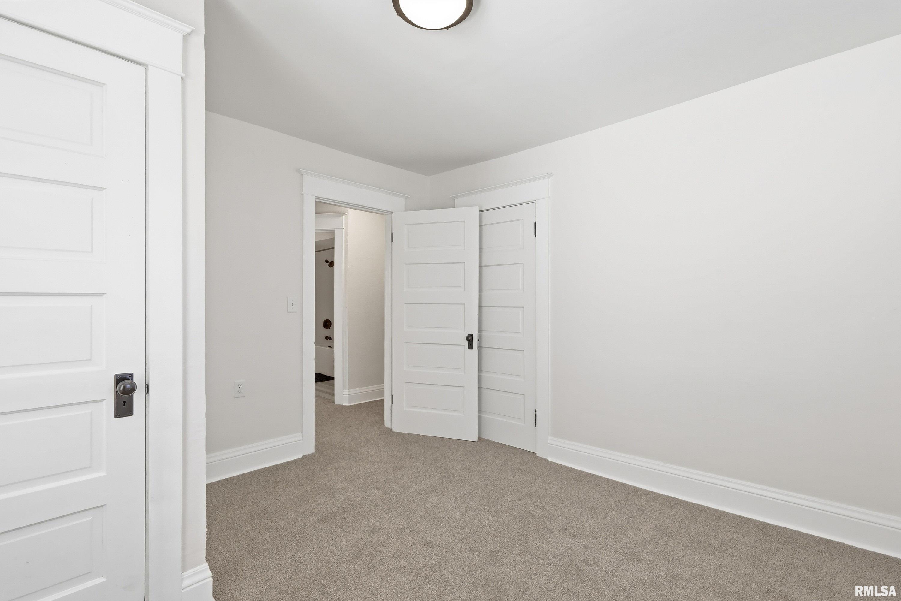 1926 14th Street Moline, IL 61265 - Photo 23 of 39