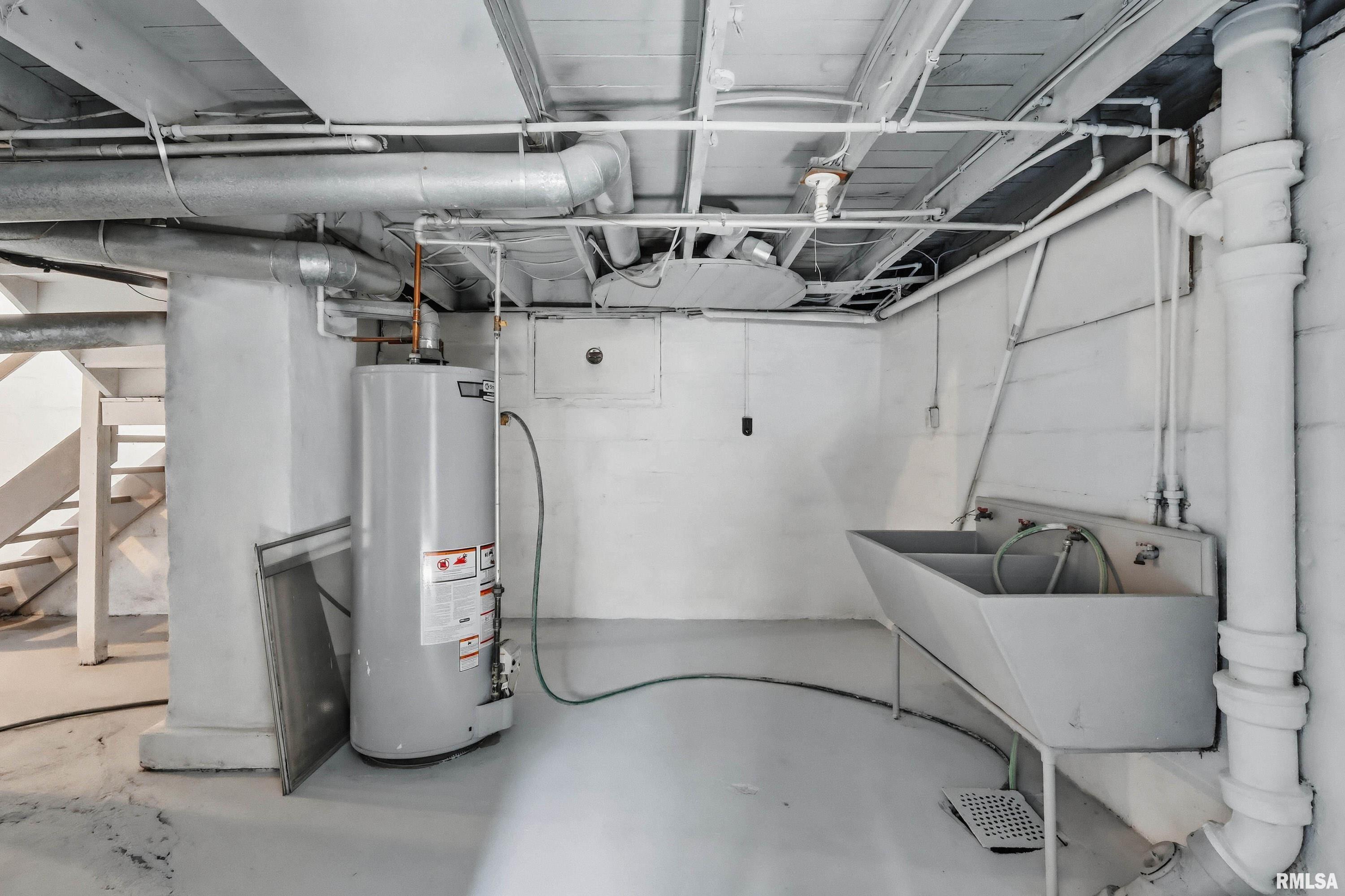 1926 14th Street Moline, IL 61265 - Photo 28 of 39