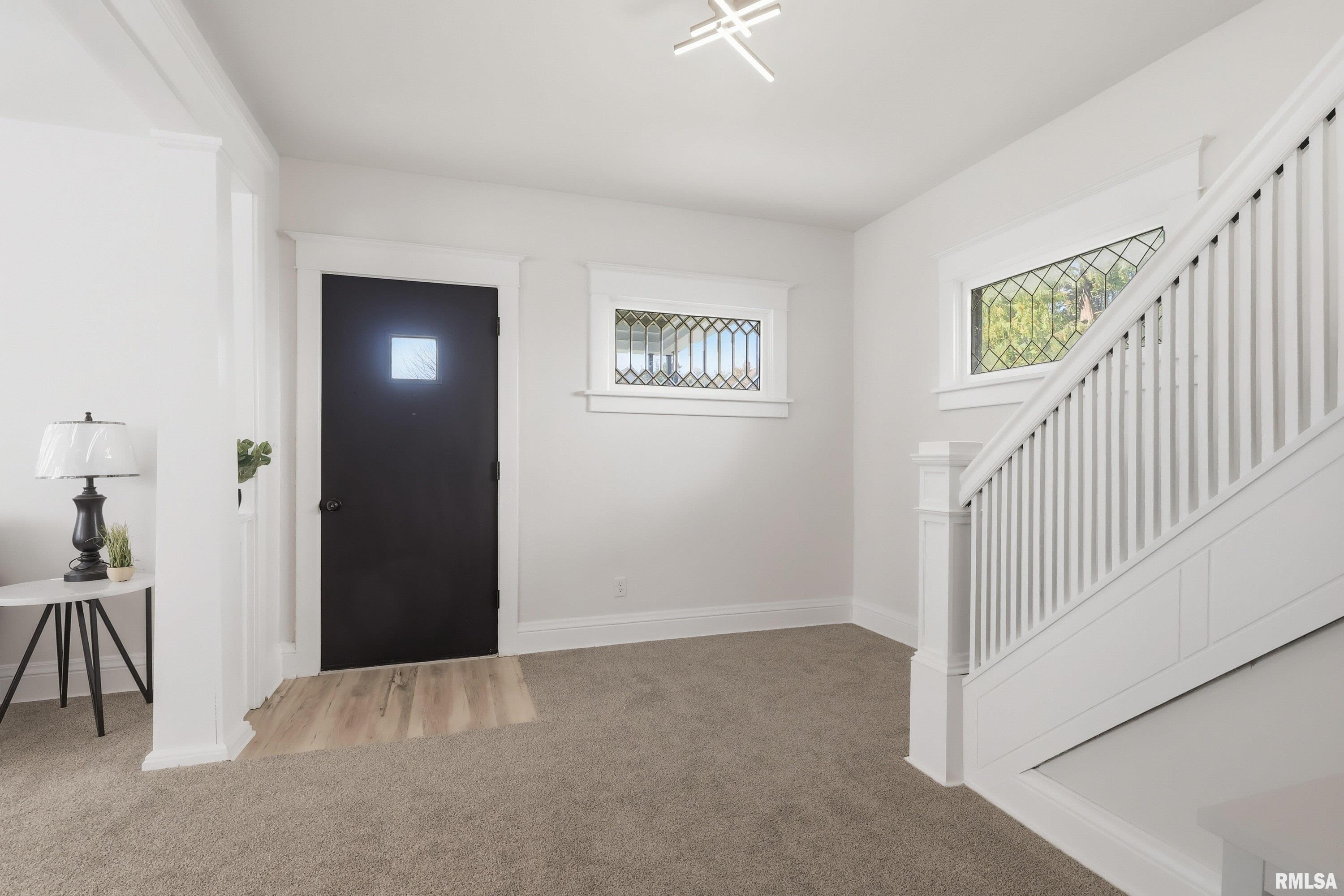 1926 14th Street Moline, IL 61265 - Photo 4 of 39