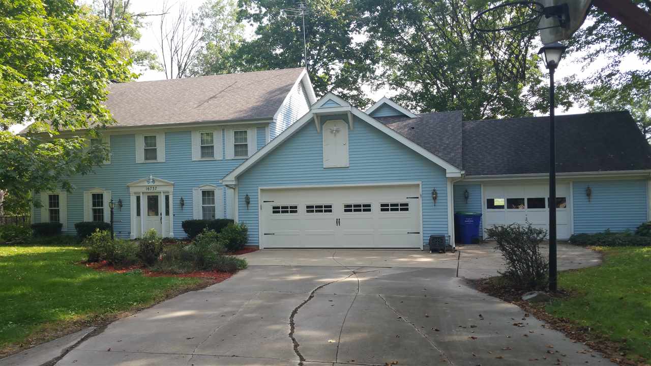 16737 Darling Road Woodburn, IN 46797 - Photo 2 of 17