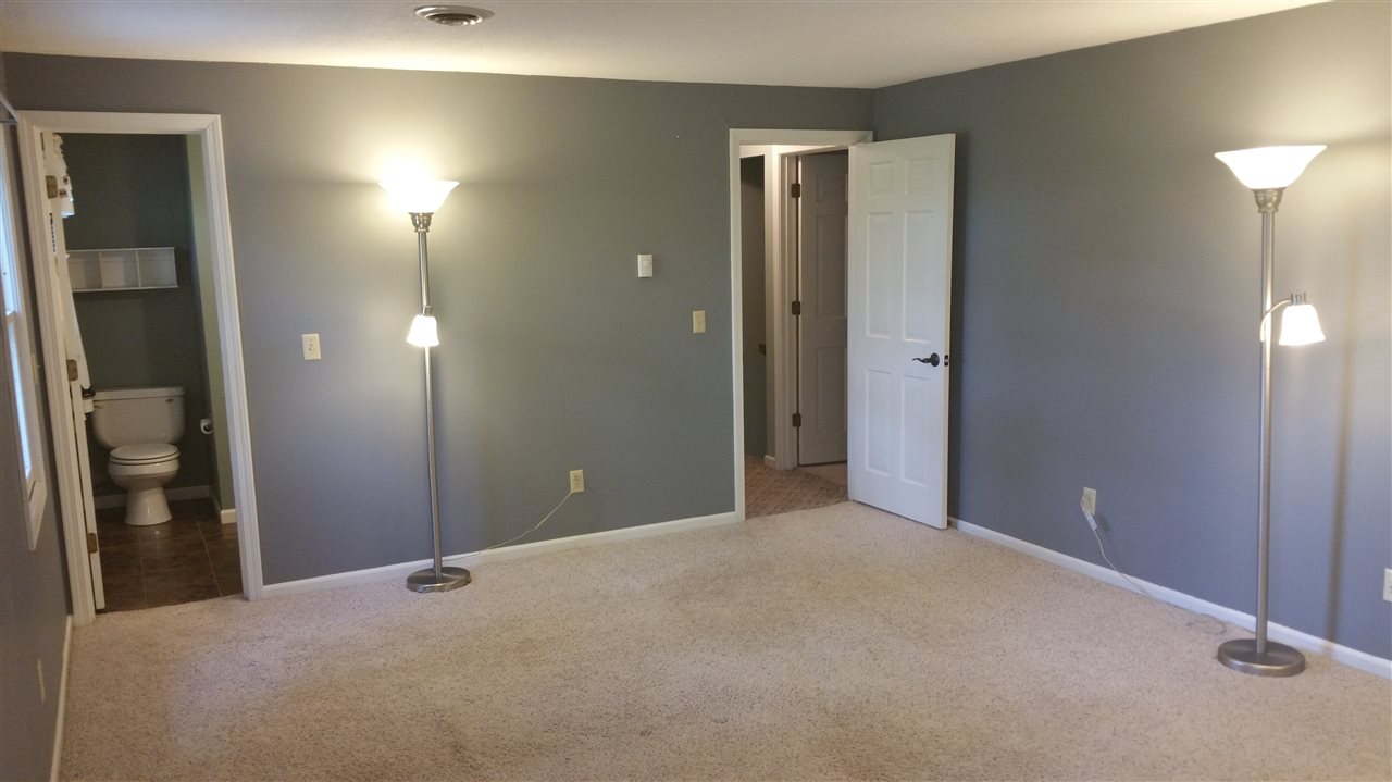 16737 Darling Road Woodburn, IN 46797 - Photo 14 of 17