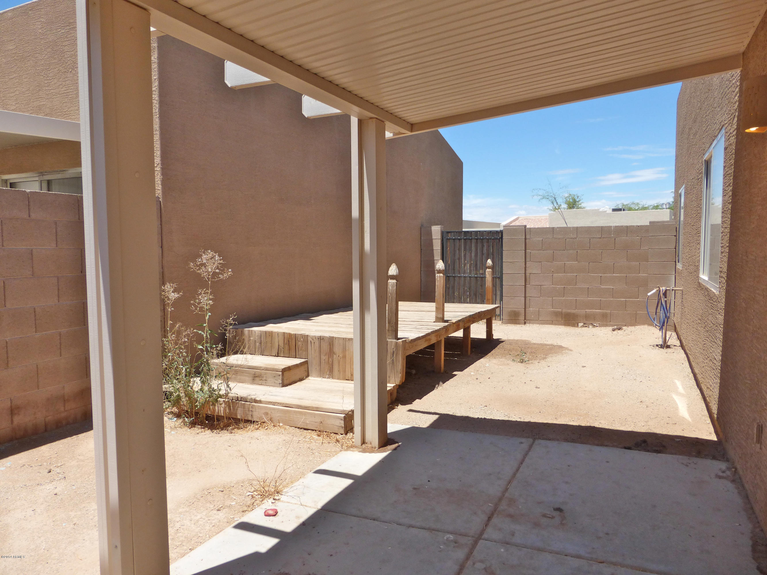 2300 East Magma Road, Unit 96 San Tan Valley, AZ 85143 - Photo 10 of 11 Magma2300 back yard