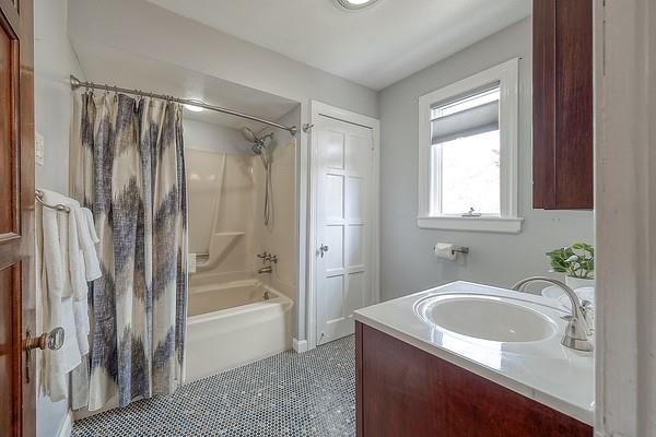1538 Riverside Drive Verona, PA 15147 - Photo 25 of 42 Gallery Image 25