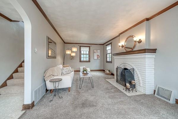 1538 Riverside Drive Verona, PA 15147 - Photo 5 of 42 Gallery Image 5