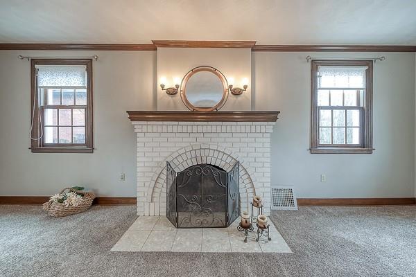 1538 Riverside Drive Verona, PA 15147 - Photo 7 of 42 Gallery Image 7