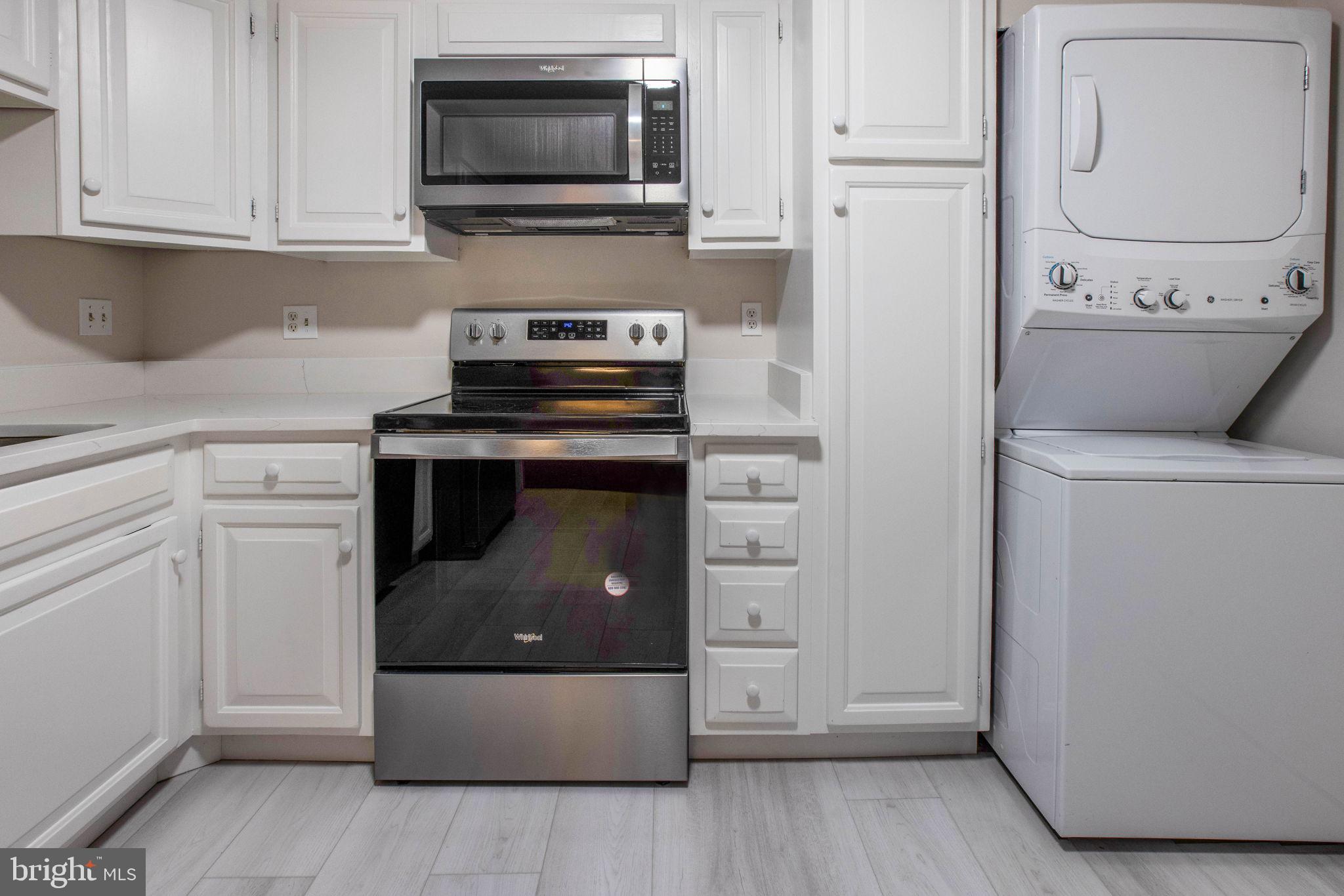 1800 Old Meadow Road, Unit 305 McLean, VA 22102 - Photo 4 of 26